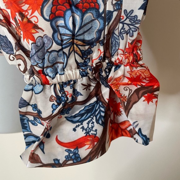NWT Chloe Kristyn Floral Print Satin Ruffle Collar Blouse Medium - Picture 3 of 9